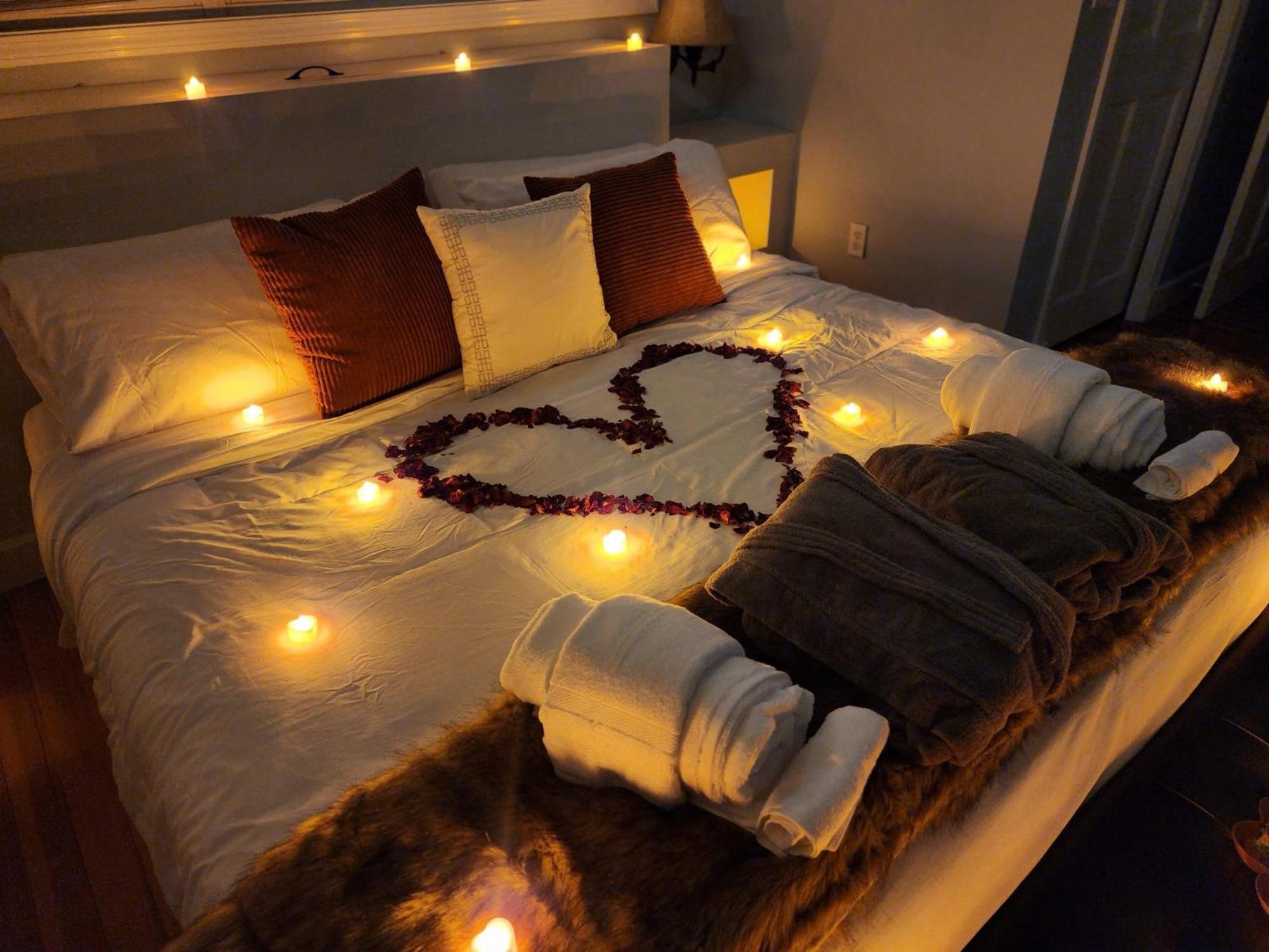Hot Tub, Electric Bikes, Solo Stove, Projector, Smores Marblehead Exteriör bild